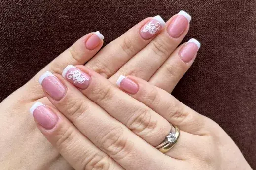 Френски маникюр с nail art декорация, Diamond Beauty Care Младост 1